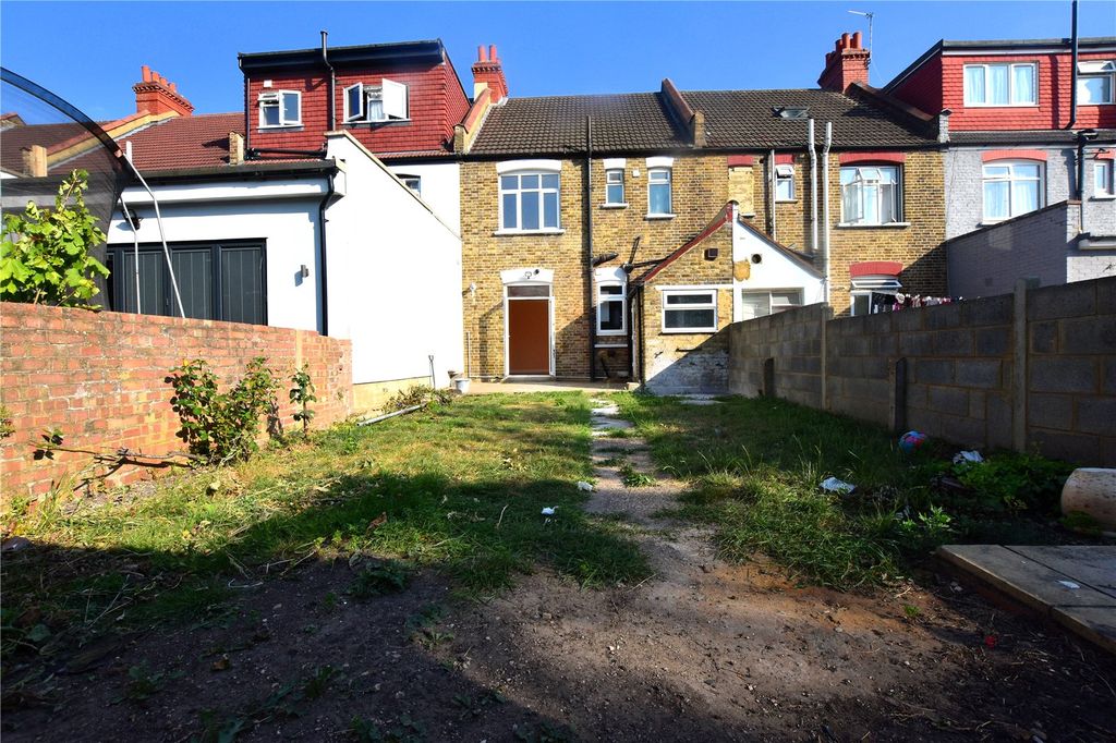 Property photo 3 of 22 Picture No. 29