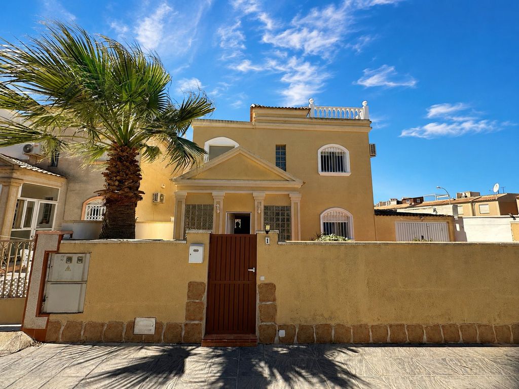 Property photo 1 of 50