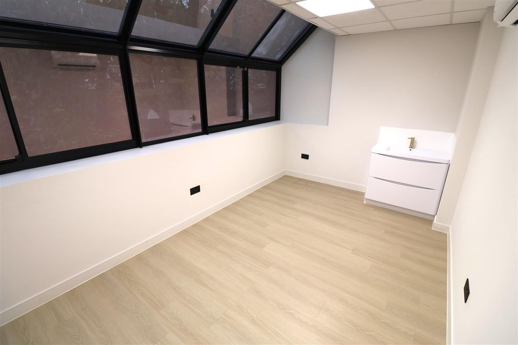 Property photo 1 of 9 Img_0233.Jpg