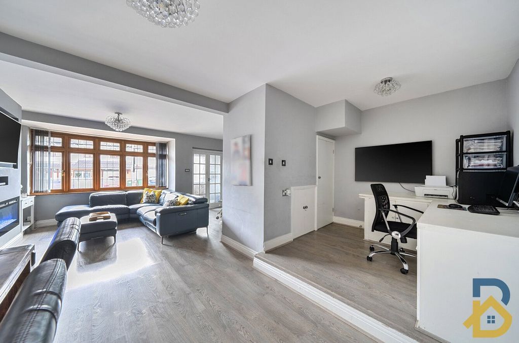 Property photo 2 of 16 Picture No. 43