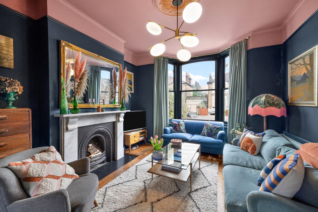 Property photo 3 of 24 Front