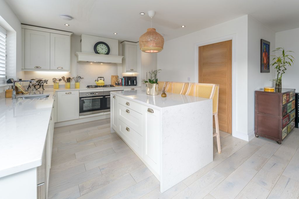 Property photo 3 of 43 Photo 3