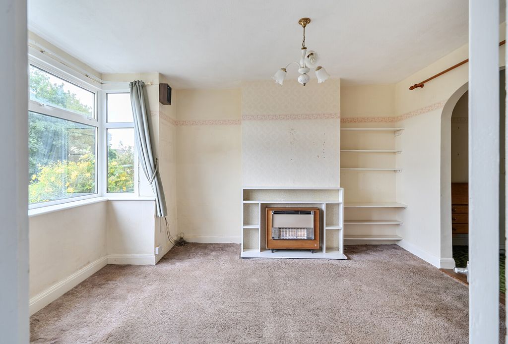 Property photo 2 of 13 Sitting Room