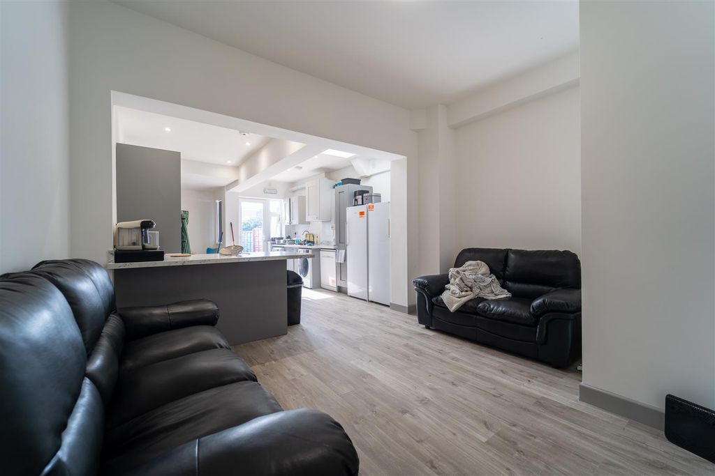 Property photo 2 of 23 Dsc07583.Jpg