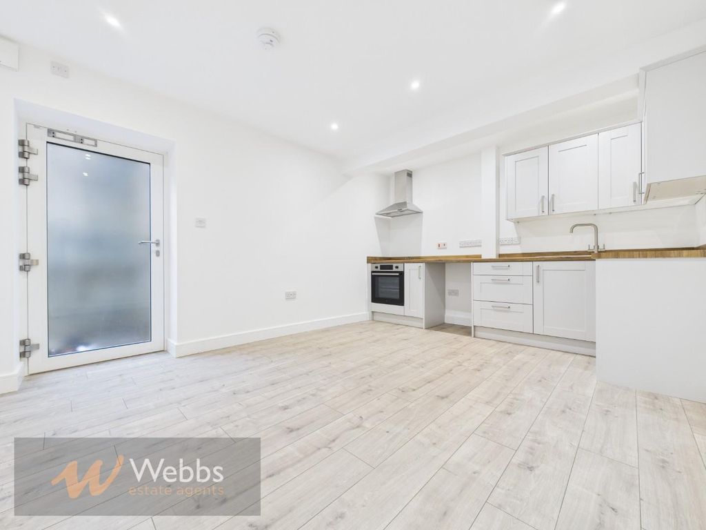 Property photo 2 of 13 Cam05244G0-Pr0230-Still002.Jpg