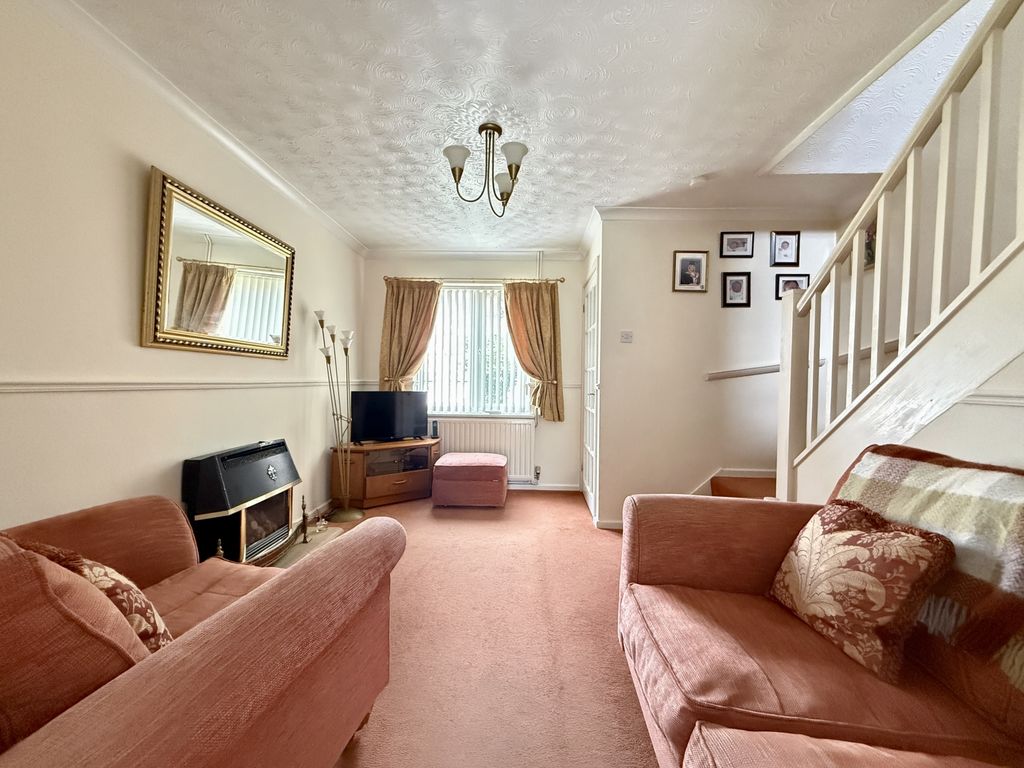 Property photo 2 of 17 Photo 4