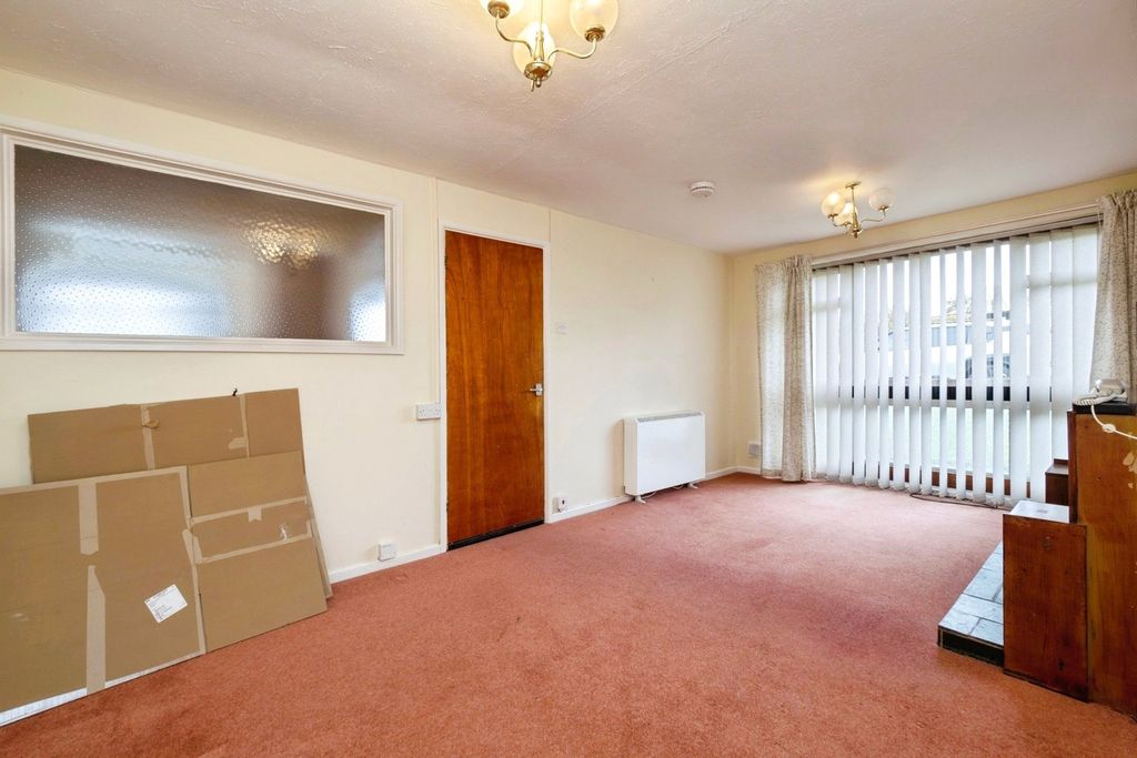 Property photo 2 of 14 Photo