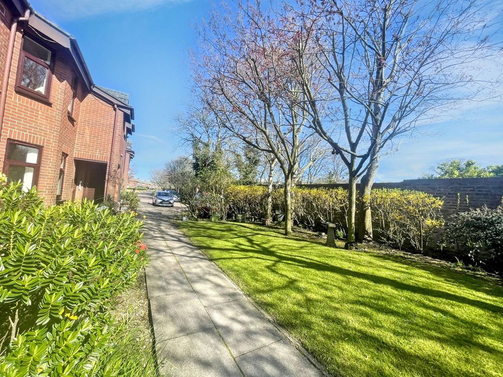 Property photo 2 of 4