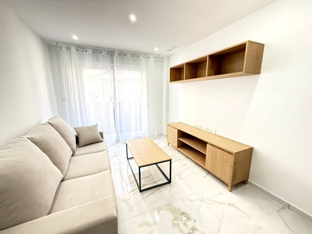 Property photo 3 of 33