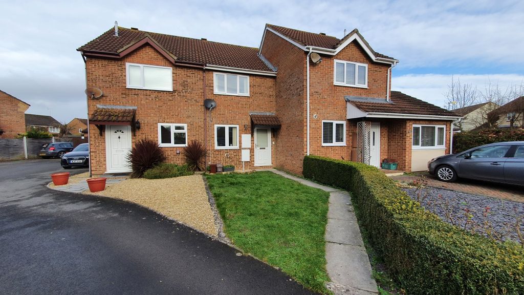 Property photo 1 of 6 Front