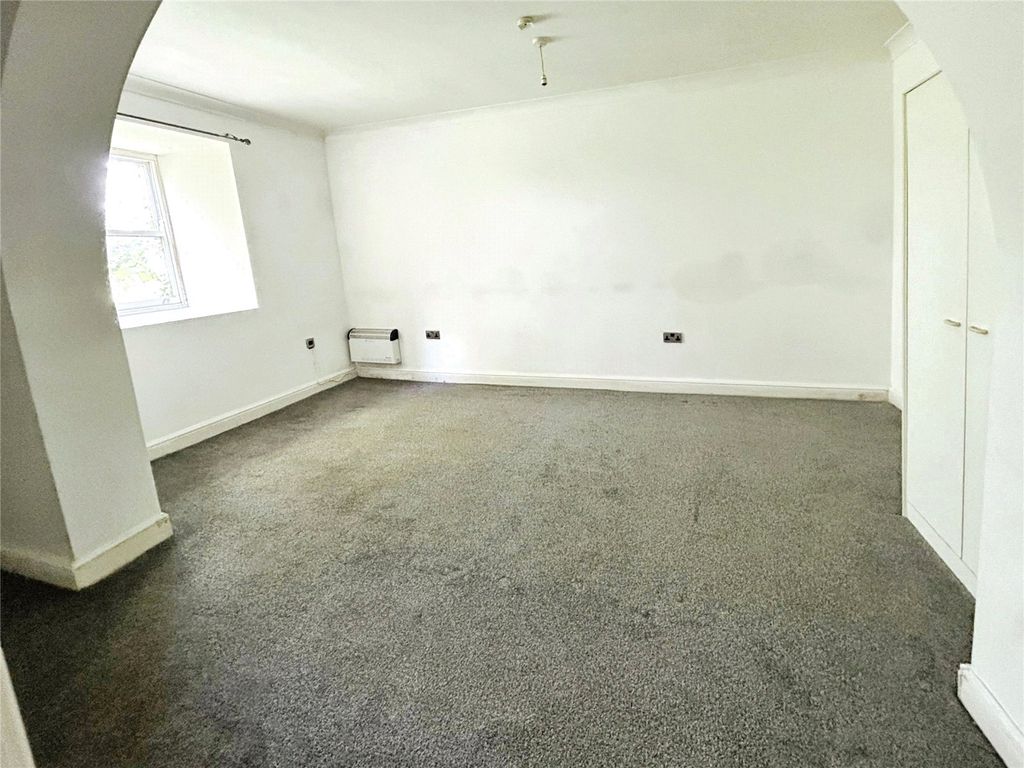 Additional image 11 of 2 bed flat for saleThe Manor House, 68 Moorside Avenue, Crosland Moor, Huddersfield HD4