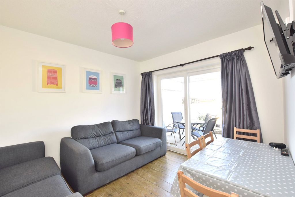 Property photo 2 of 8 Living Room