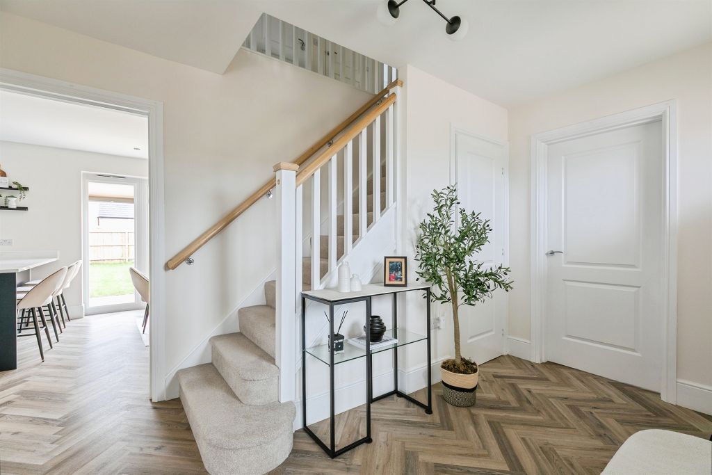 Property photo 1 of 31