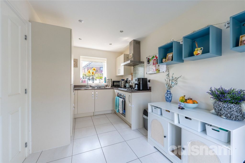 Property photo 3 of 17 Picture No. 04