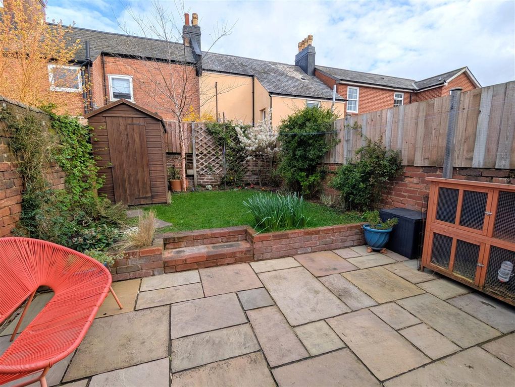 Property photo 3 of 30 Garden