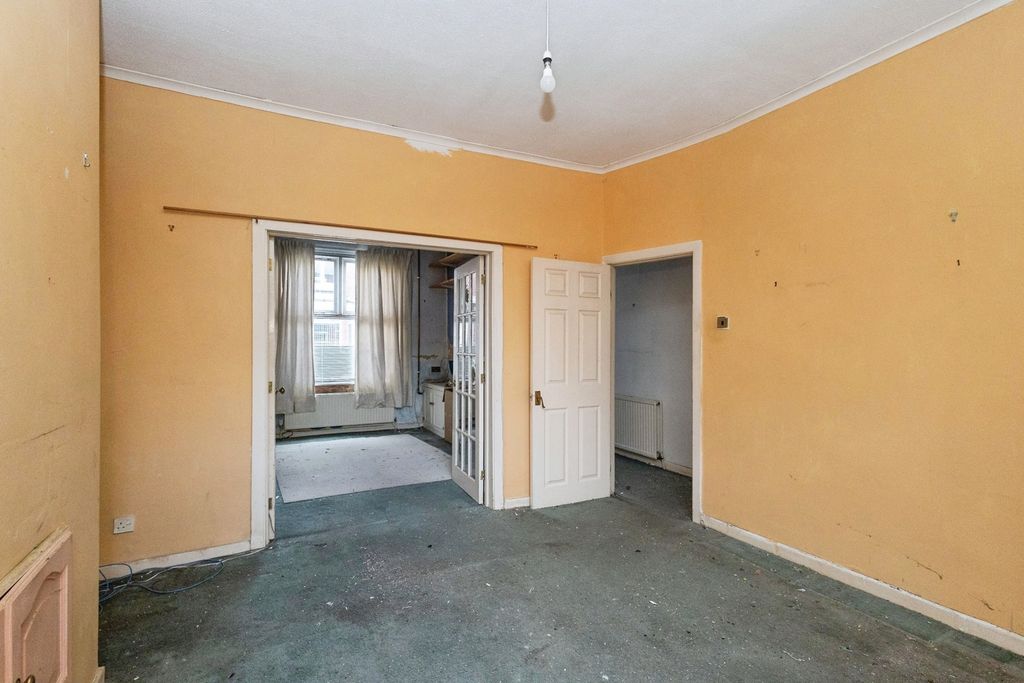 Property photo 2 of 20 Pbox-Img.Jpg