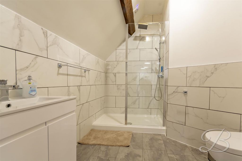 Property photo 2 of 11 Ccltd10.Jpg