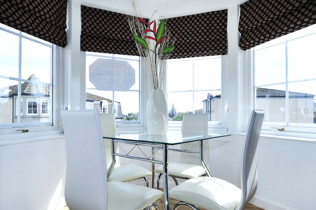 Property photo 3 of 9 Photo 3