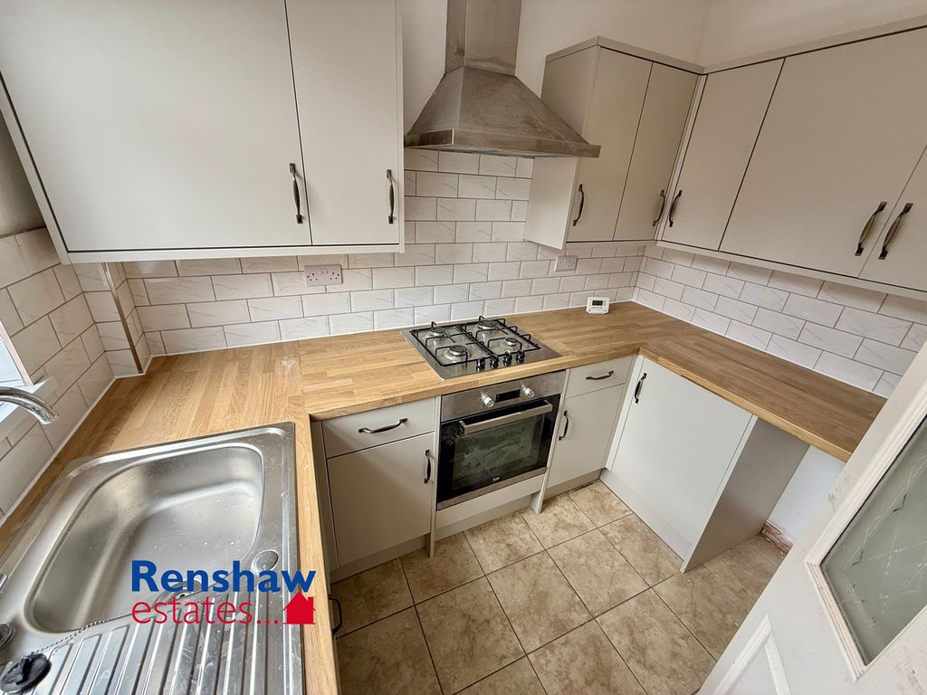 Property photo 3 of 11 K