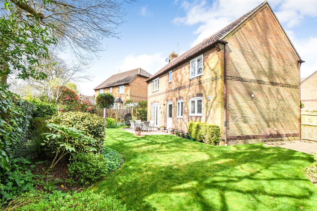 Property photo 2 of 24 Picture No. 38