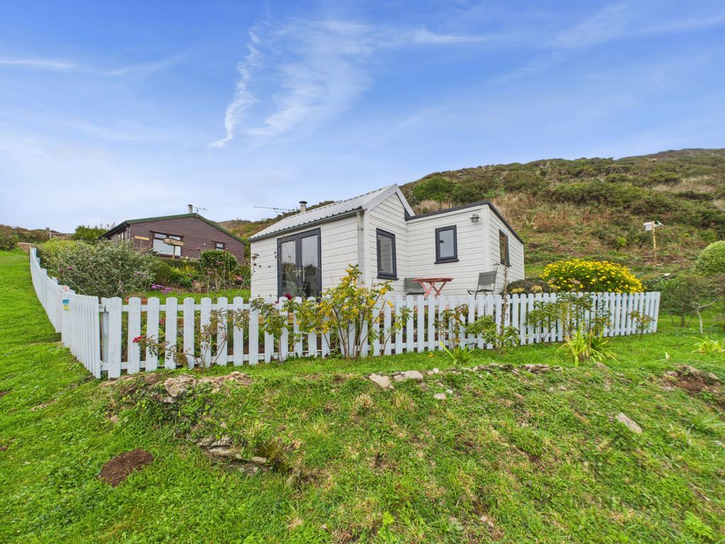 Property photo 3 of 24