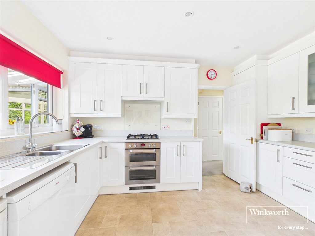 Property photo 3 of 27 Picture No. 48