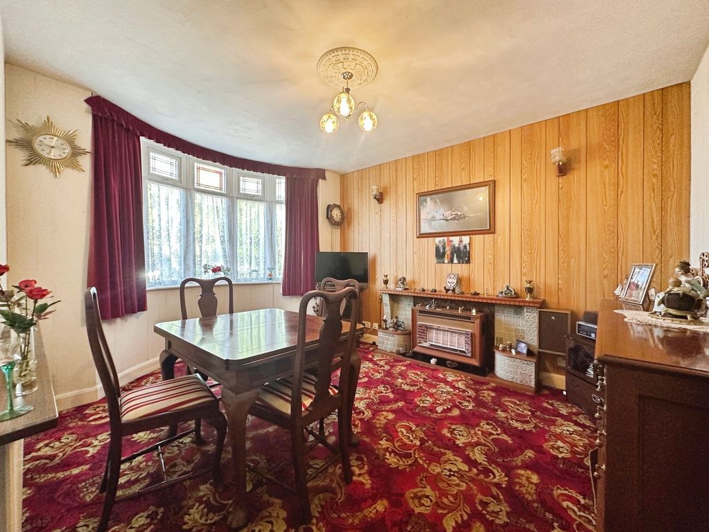 Property photo 3 of 31