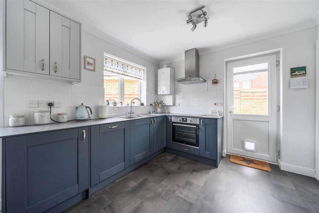 Property photo 2 of 19 1395990-19-695ce350d0757.Jpg