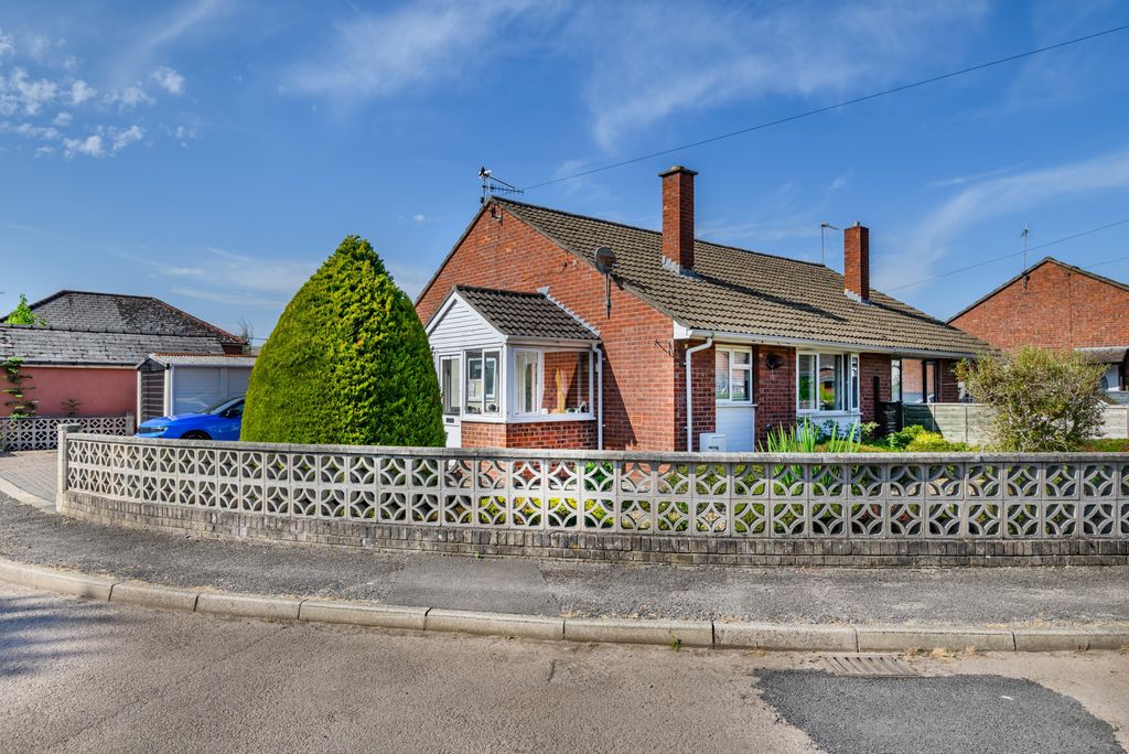 Property photo 1 of 22