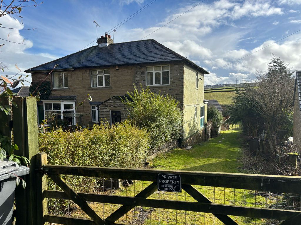 Property photo 1 of 15 Outside
