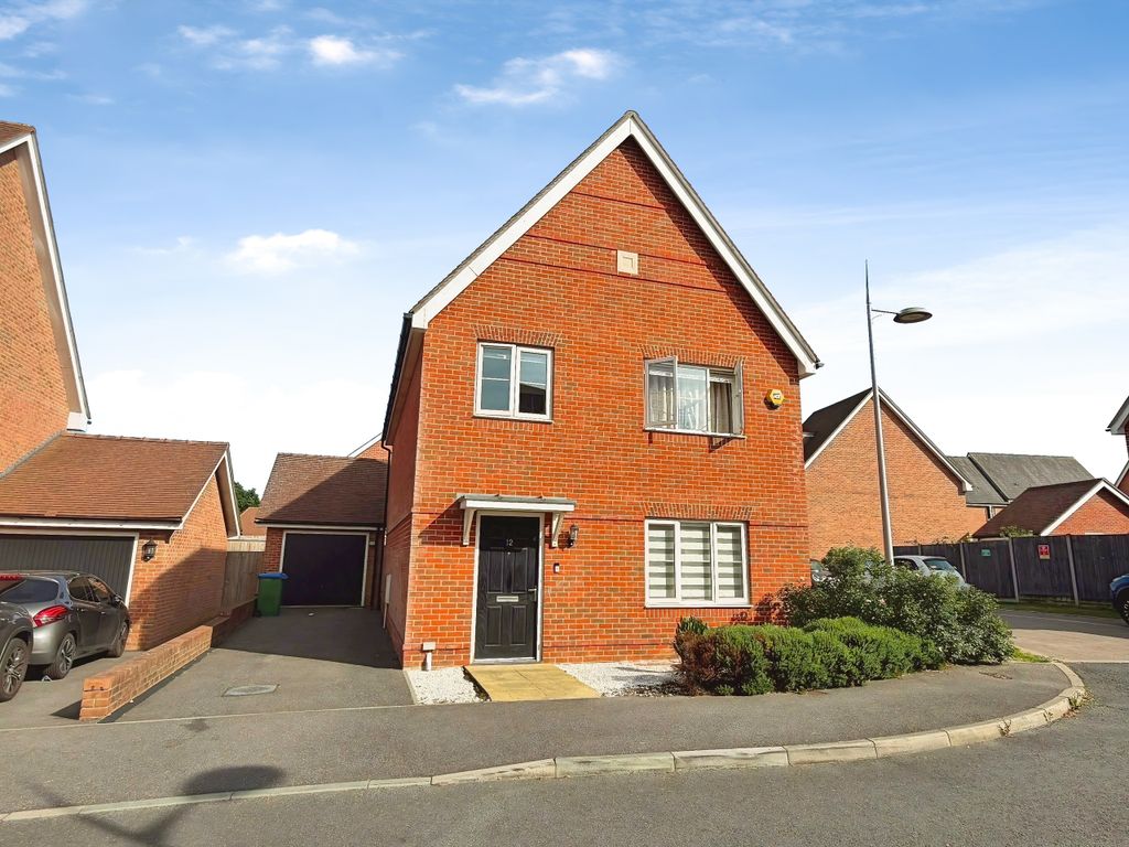 Property photo 1 of 16 Eb208c41-58185125-E6F1-4738-8Ac4-917C3Ab49181.Jpg