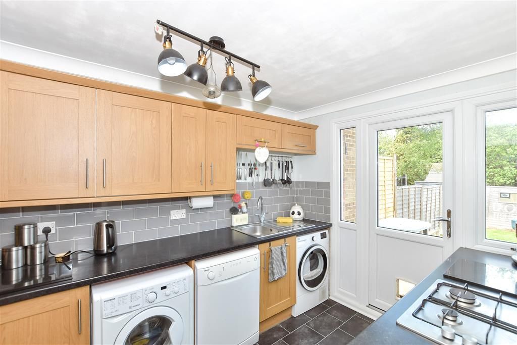Property photo 2 of 13 Kitchen