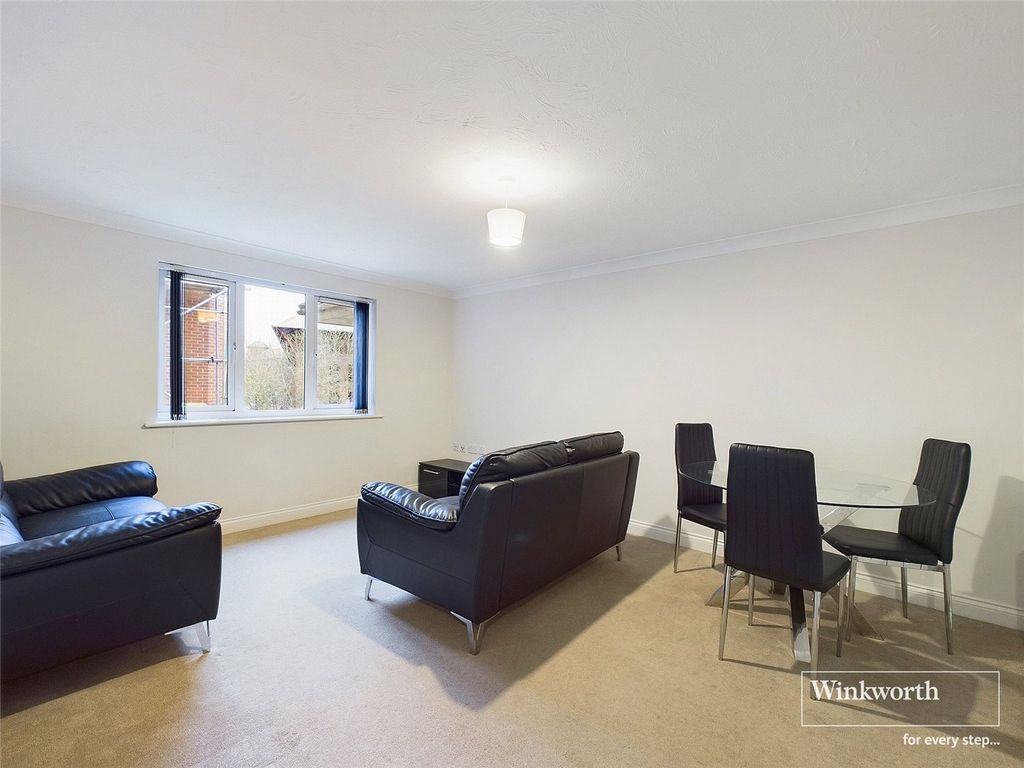 Property photo 3 of 9 Picture No. 17