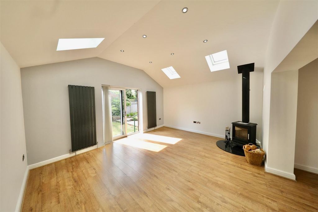 Property photo 2 of 27 F3I2Z7Hnvk6Onjlnz31Hqw.Jpg