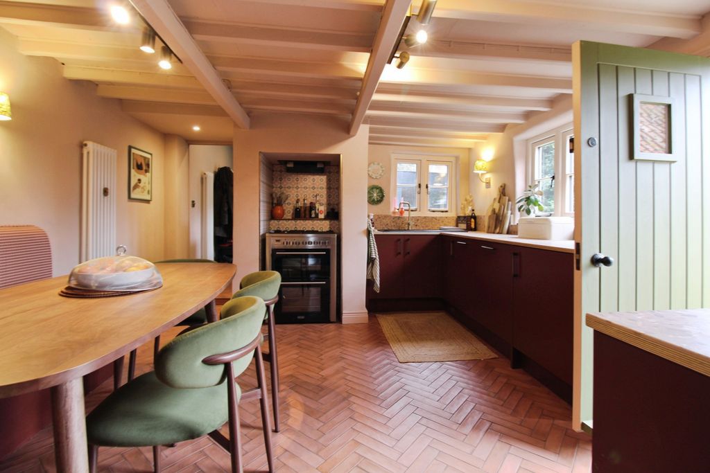 Property photo 2 of 31 Photo #2