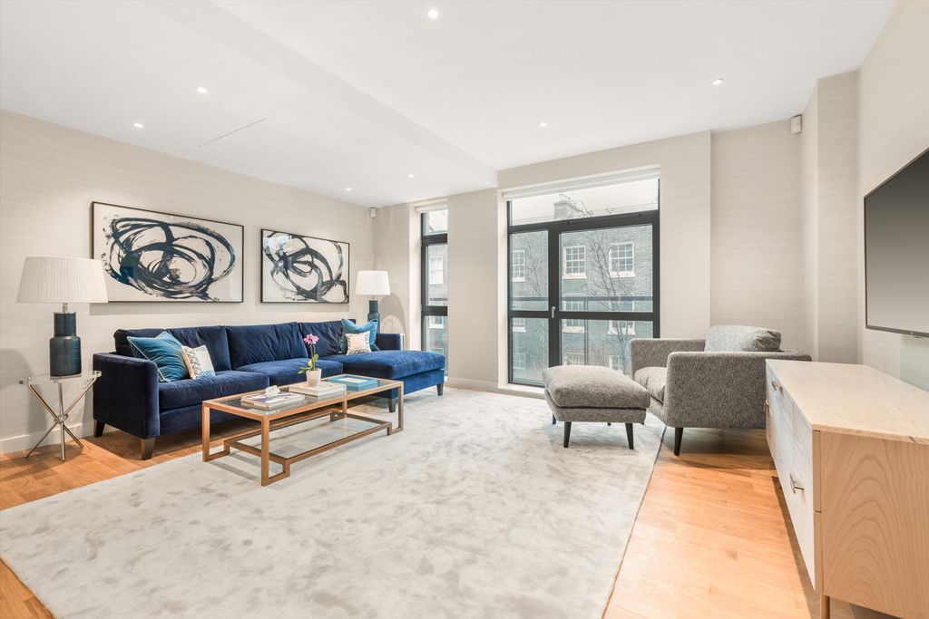 Property photo 1 of 12 Image