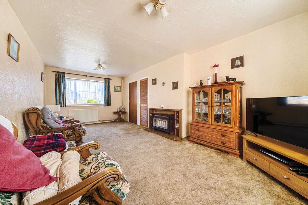 Property photo 3 of 16 Picture No. 06