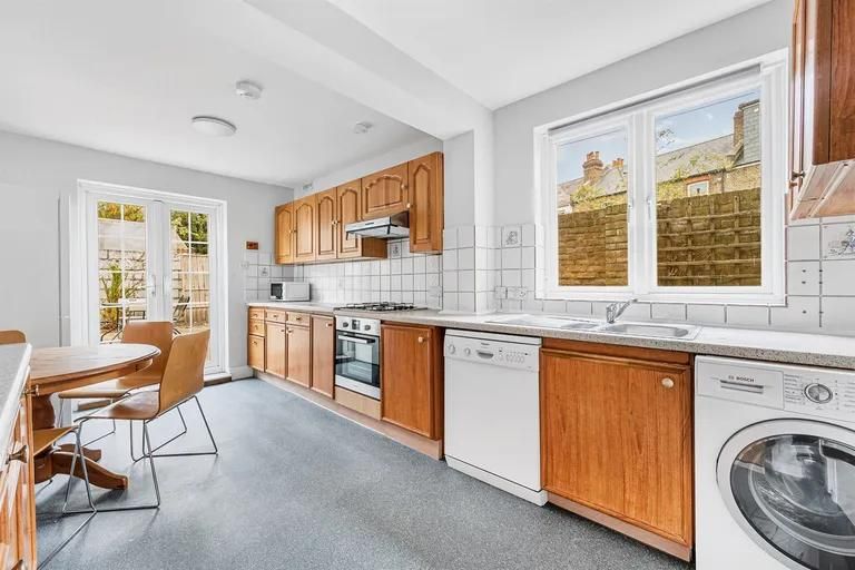 Property photo 3 of 10