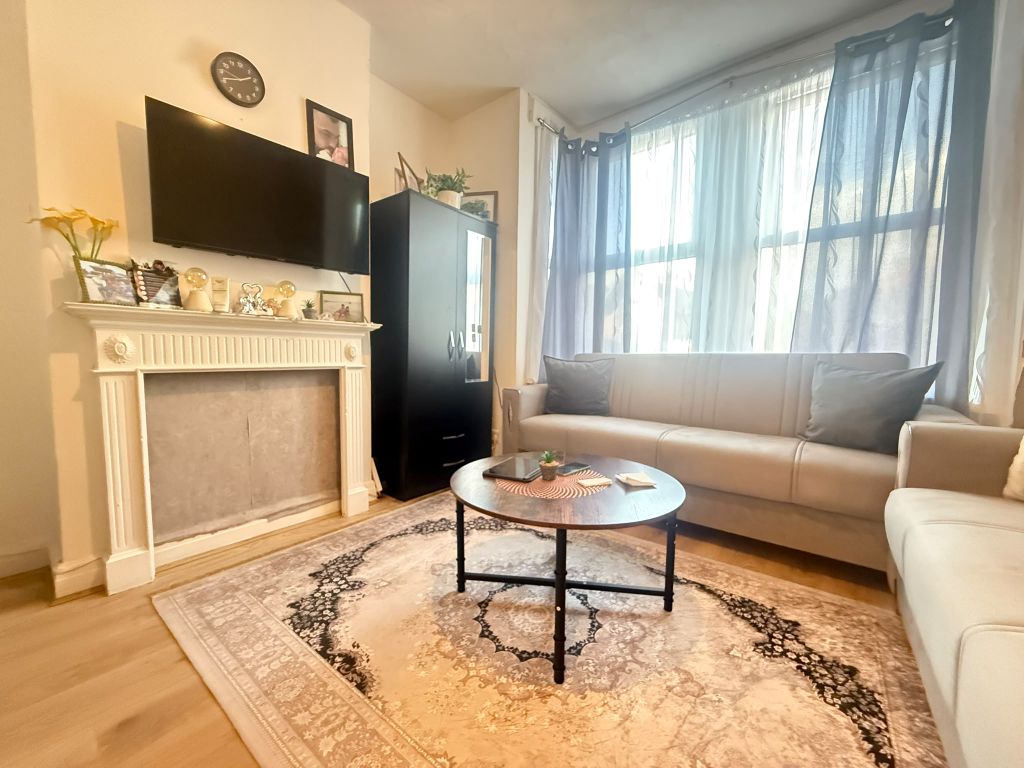 Property photo 2 of 7