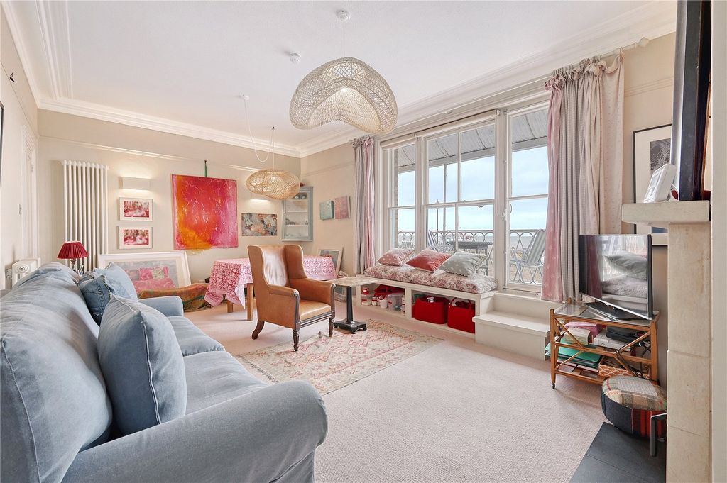 Property photo 3 of 10 Drawing Room