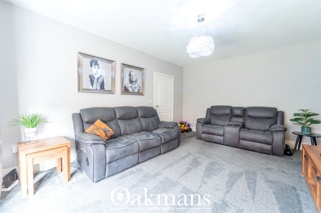 Property photo 3 of 37 Picture No. 32