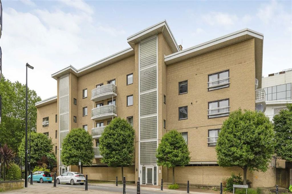 Property photo 1 of 5