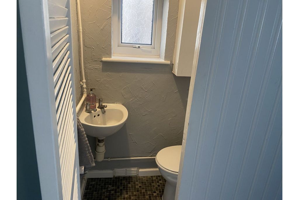 Property photo 3 of 20