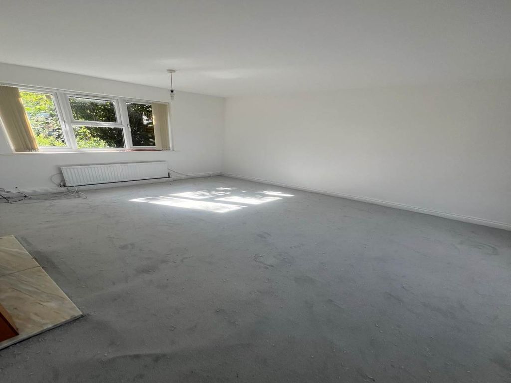 Property photo 2 of 14 Img-20250730-Wa0006