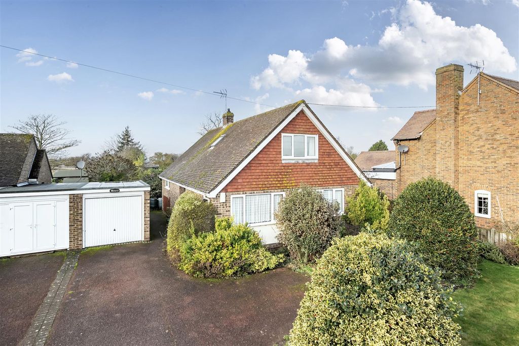 Property photo 1 of 20 2-694A6F0356979-1393847-1-6949756A770d8-2.Jpg