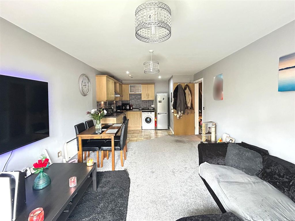 Property photo 2 of 9 Open Plan Living Room Kitchen Diner