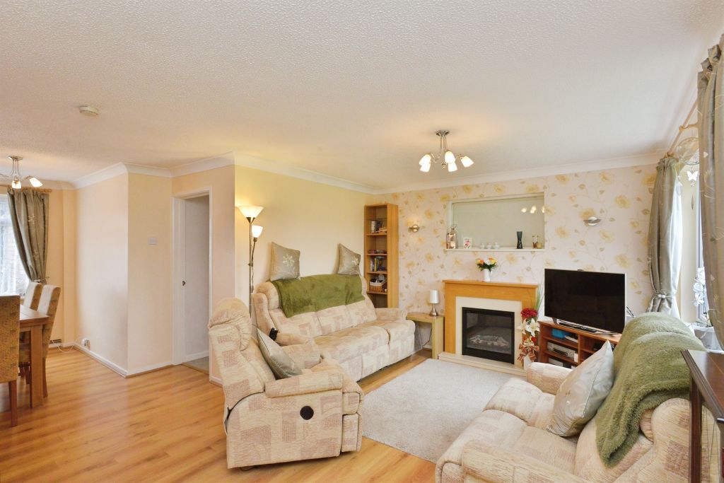 Property photo 3 of 25