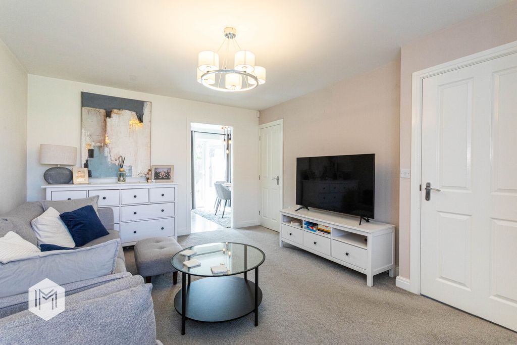 Property photo 2 of 22 Picture No. 10