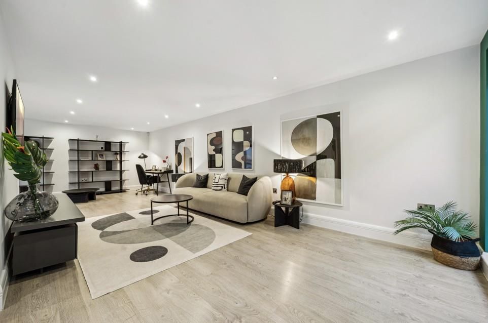 Property photo 2 of 12 2.Jpg