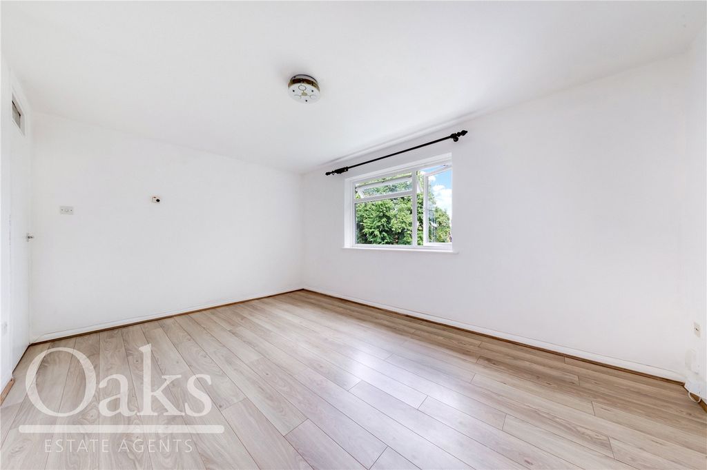 Property photo 1 of 8 Picture No. 01